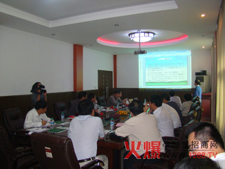 ��(gu��)�Ҽ�ʡ�аl(f��)��ί�I(l��ng)��(d��o)�W�R����֮�����F(tu��n)����(sh��)�ز鿴