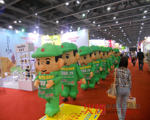 �𱬈F(tu��n)���΢Цӭ��չ��