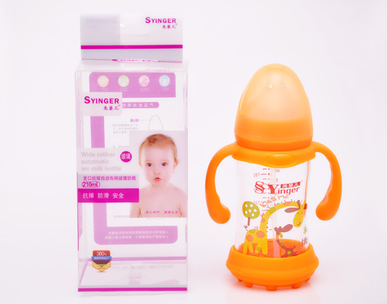 ��yinge���ڿ�ˤ�Ԅ�(d��ng)�б�������ƿ210ML��ɫ