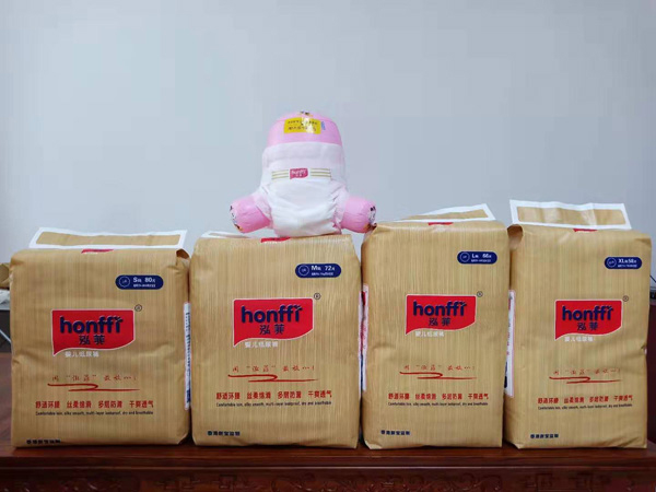 泓菲yinge紙尿褲.jpg 泓菲yinge紙尿褲.jpg