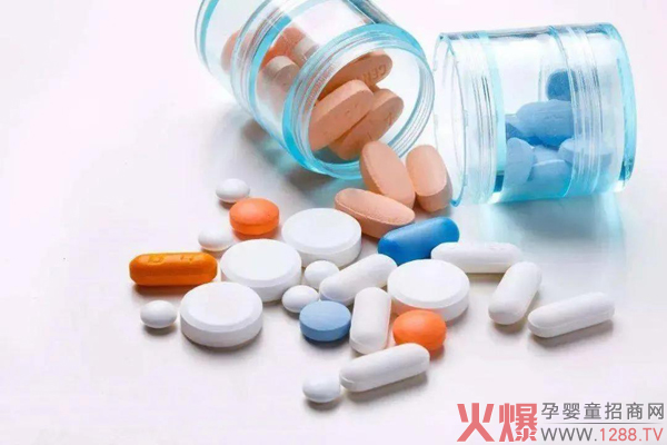 Louver�R���m������؛|�^(gu��)�꺦�º��ӷeʳ���W(xu��)��(hu��)�@�����p�ɑ�(y��ng)��(du��)