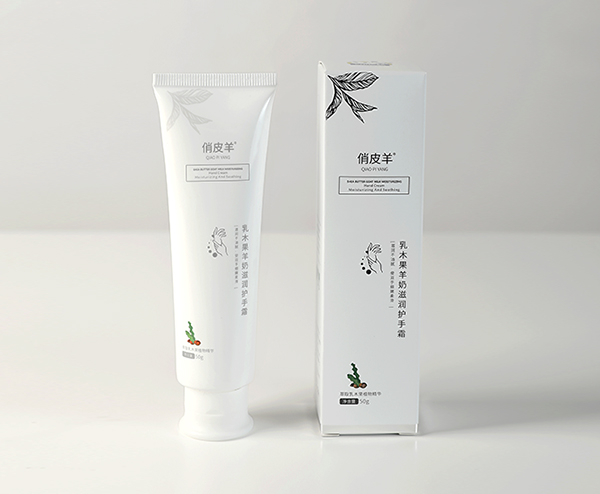 俏皮羊乳木果羊奶滋潤(rùn)護(hù)手霜.jpg 俏皮羊乳木果羊奶滋潤(rùn)護(hù)手霜.jpg