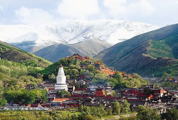 艾童國際第十三屆五臺山祈福大會10.jpg 艾童國際第十三屆五臺山祈福大會10.jpg