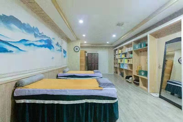 �|����������ʽ�a(ch��n)���(f��)Ԫ���I(y��)ƽ�_(t��i)