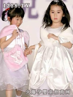 �ɿ��m�ەr��С����Ůͯ�b