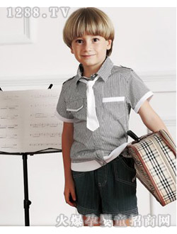 �t�S�{(l��n)2010���b��ɫС�I(l��ng)��