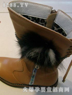 ̩ͯ��ɫѥ��