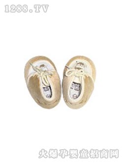 ����yingeС��Ь