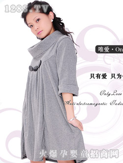 Ψ�ۻ�ɫ�r��yunf����