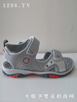 ��؈֮����ɫ��Ь