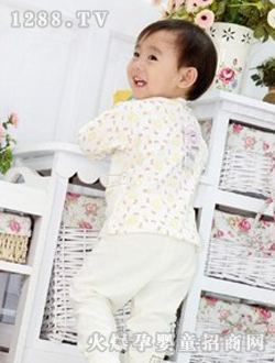 ����С��yinge�Sɫ�������b