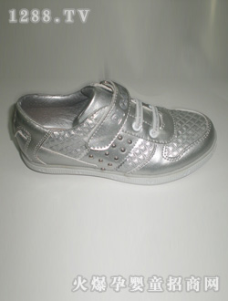 ��؈֮��(m��ng)�y��ɫŮͯЬ