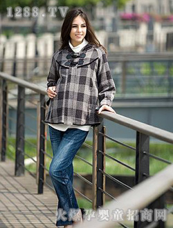 �Є�(d��ng)�˻�ɫ����yunf�b