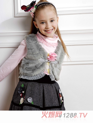 �U�P�㘷(l��)���ɐ�(��i)Ůͯ���