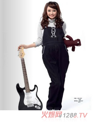 ���������Ћ�����ɫ����ѝ