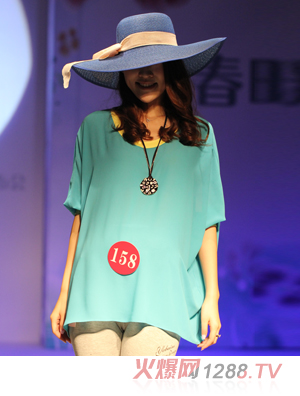 ��(y��u)ؐ�ݜ\�{(l��n)ɫyunf��