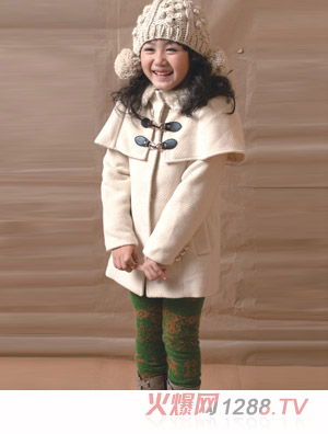 �r��С�~�r�а�ɫŮ�b