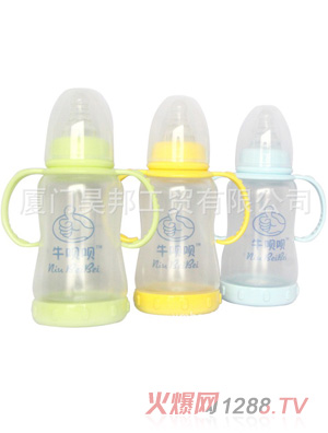 牛唄唄吹塑加工玻璃奶瓶