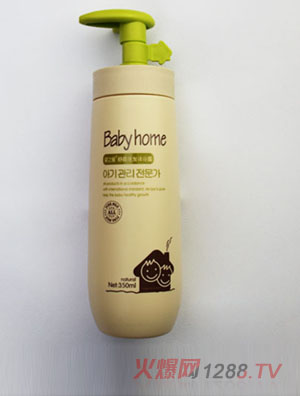 ��֮��yinge�᝙(r��n)ϴ�l(f��)¶