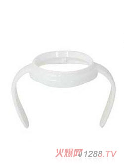 �똷(l��)��PP���Ì��ڏ���ƿ�ֱ���ɫ