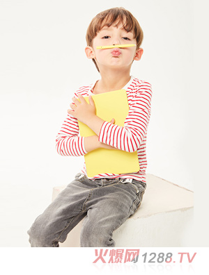 �L������ͯ����Һ���֌����Sɫ