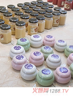 ��ͯС������ ��Ĥ-ƿ�b�͹��b