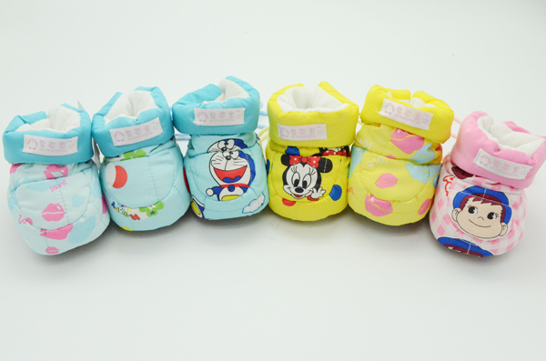  �ۋ�ͯ�W(xu��)��Ь��ͨ